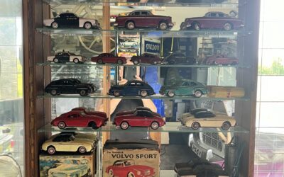 Tin Toys Volvo 1 to 18